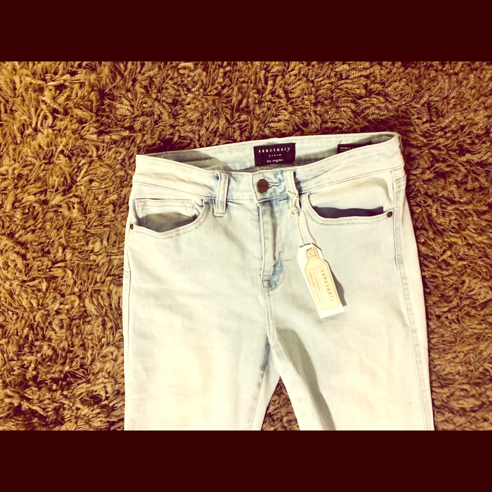 Sz 26 Sanctuary Modern straight Crop light jeans. - Picture 4 of 9